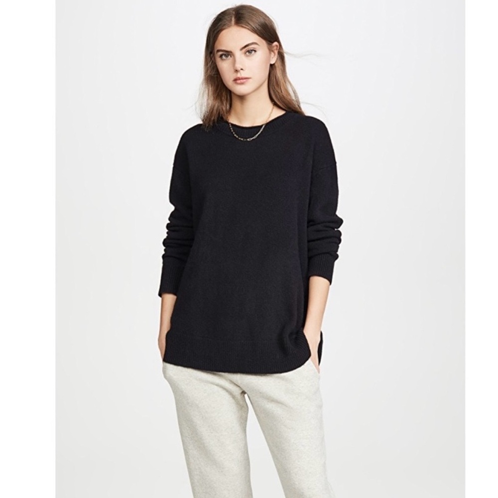 New w/ Tags James Perse Black Cashmere Tunic size 2 / Medium.